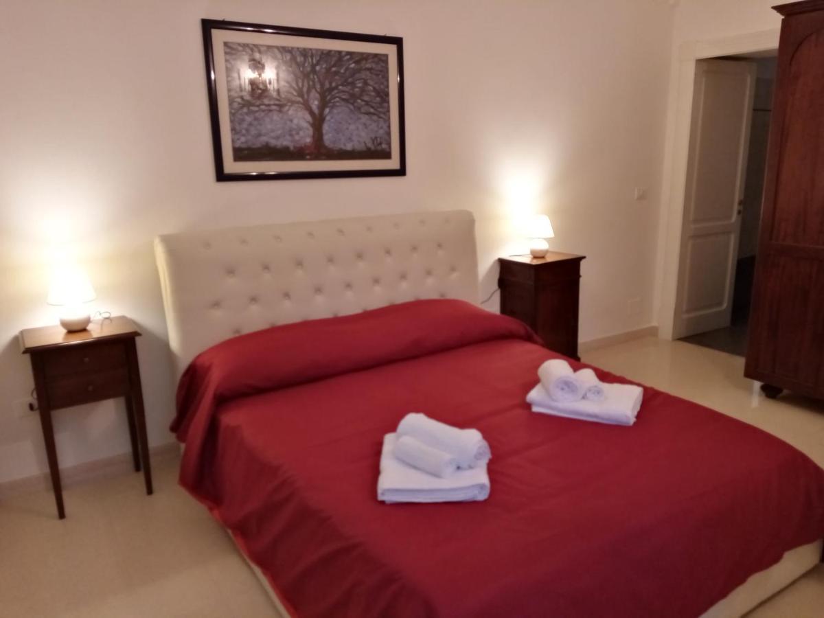 レッチェ Dimora Storica Le Perle Bed & Breakfast エクステリア 写真