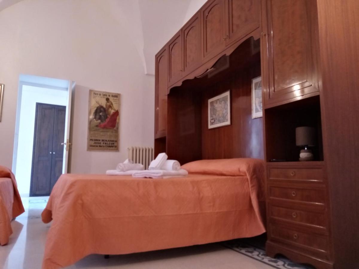 レッチェ Dimora Storica Le Perle Bed & Breakfast エクステリア 写真