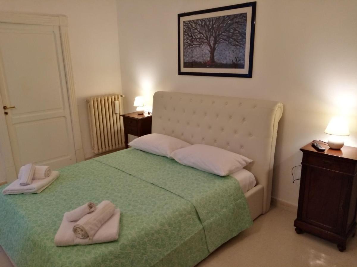 レッチェ Dimora Storica Le Perle Bed & Breakfast エクステリア 写真