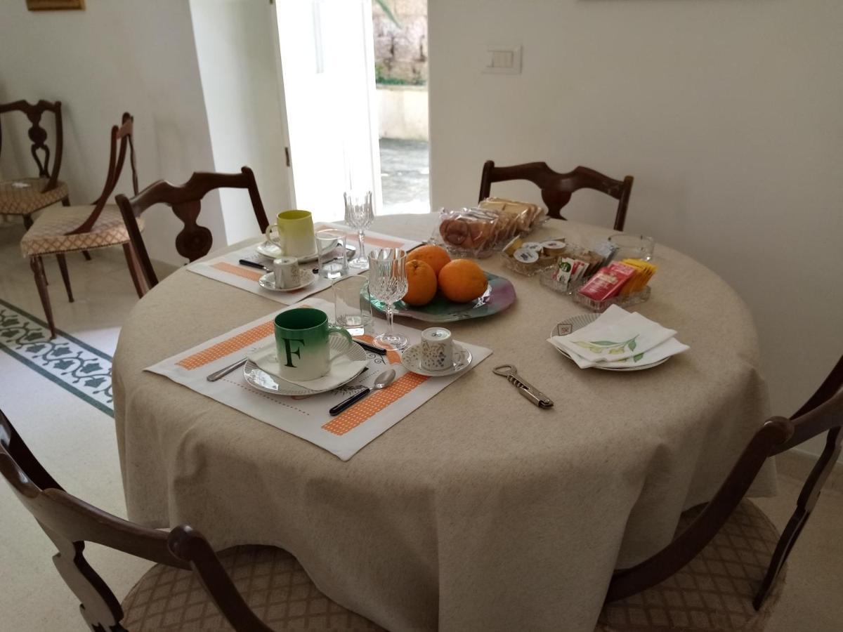 レッチェ Dimora Storica Le Perle Bed & Breakfast エクステリア 写真